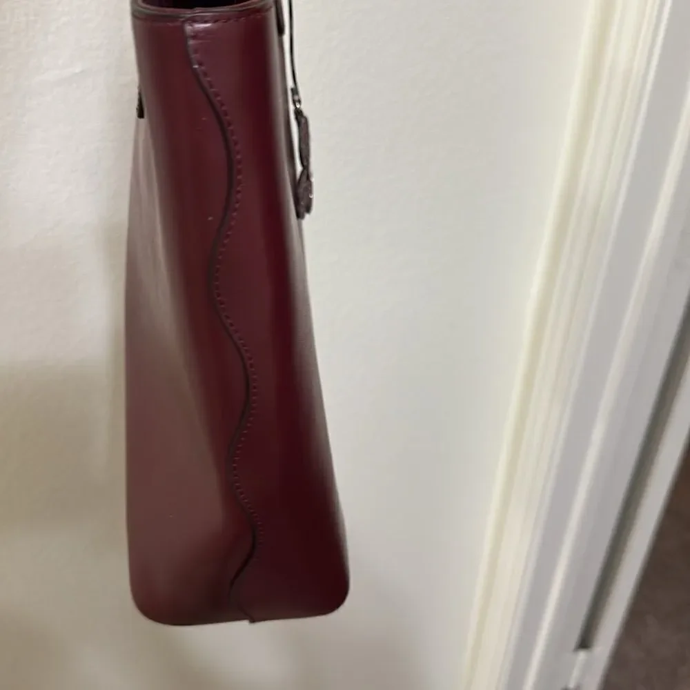 Kate Spade Purple/Maroon Medium sized tote.